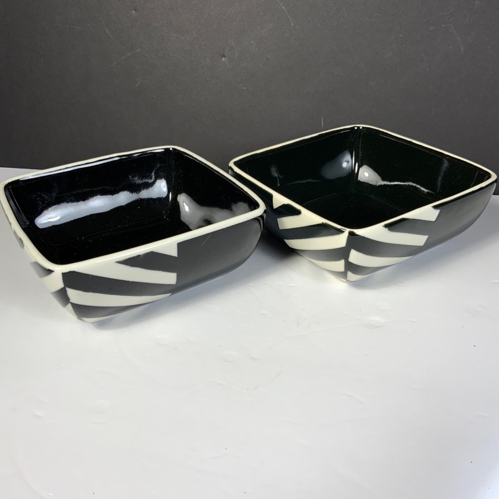 The Main Ingredient Bowl Cereal soup Pasta Black White Set 2 Yin Yang Zebra #E4
